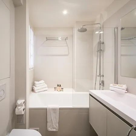 Canal St Martin Design باريس